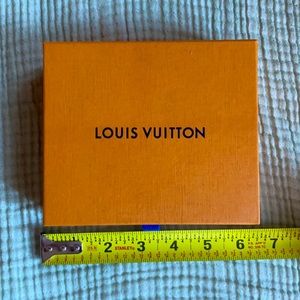 Auth Louis Vuitton wallet box